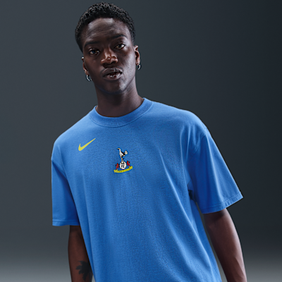 Tottenham Hotspur Men's Nike Total 90 Soccer T-Shirt. Nike.com